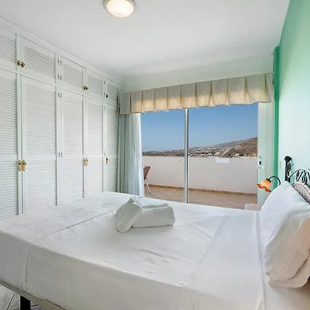 Roque Del Conde Sunset View Apartment *